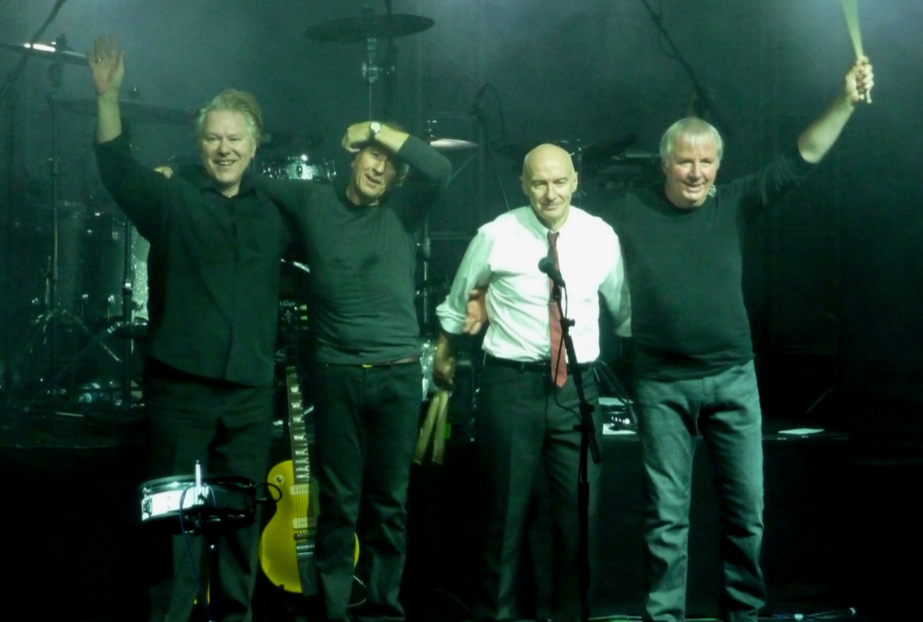 Dancing With Tears In My Eyes (MIDI-File)