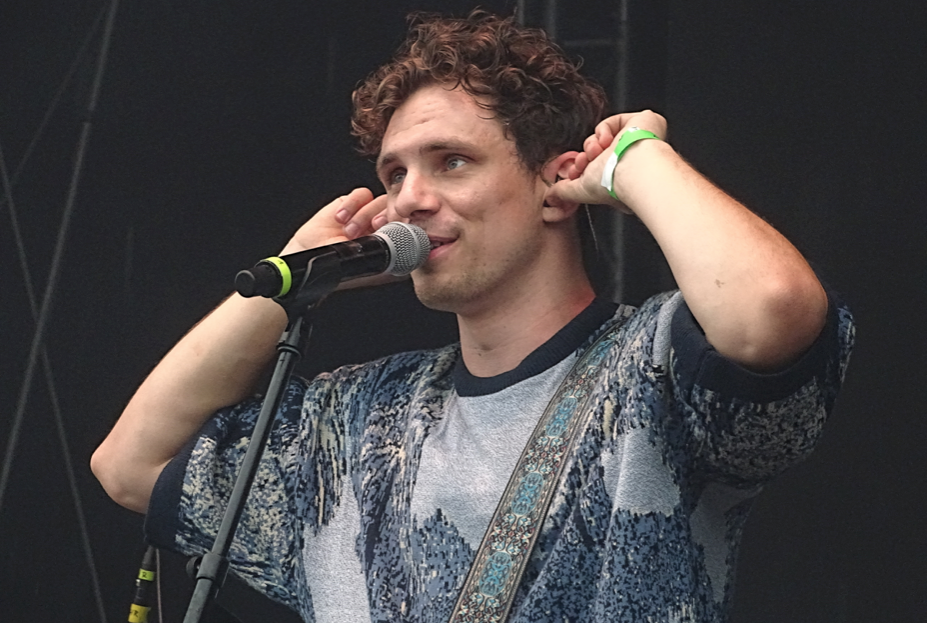 Hug Yourself (MIDI-File)