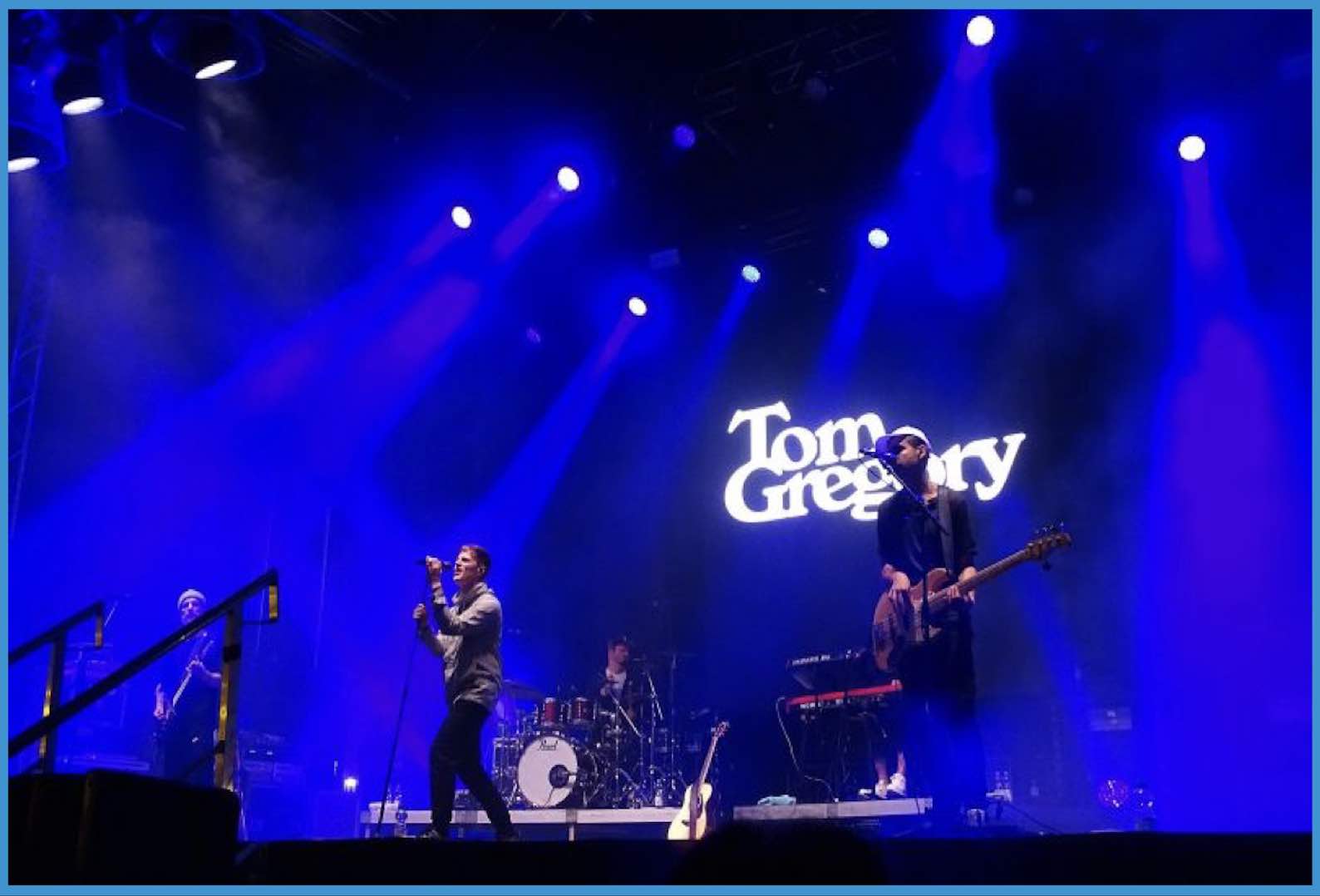 Never Look Back (Keyboard-Style)